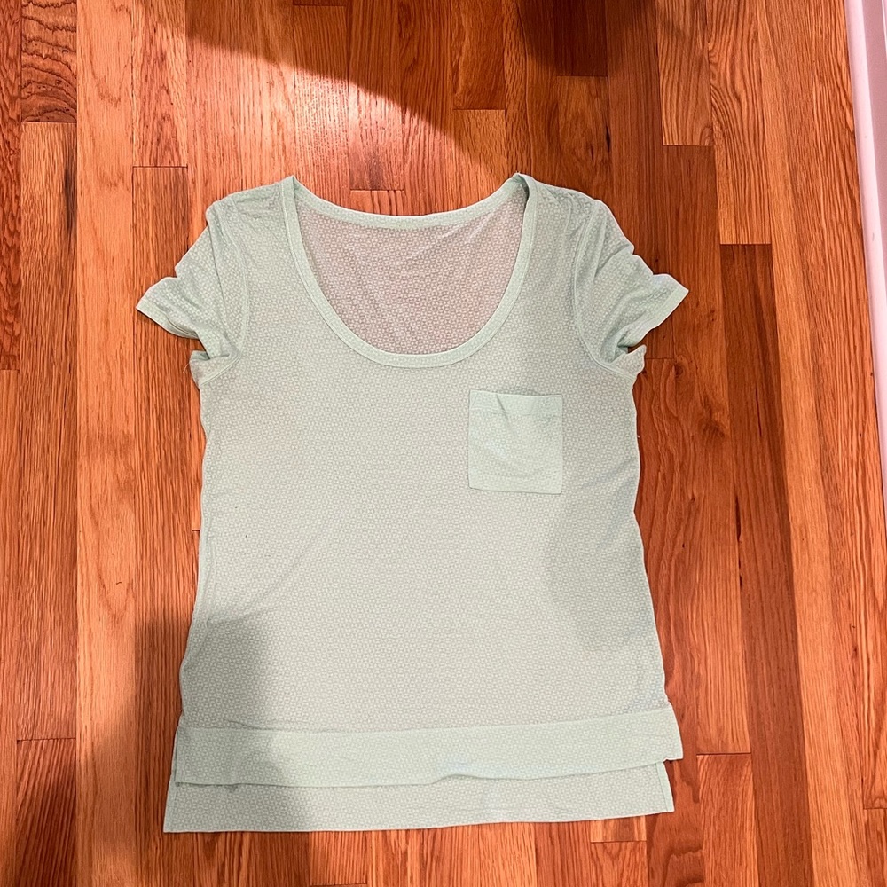 Mint green screen print Lululemon short sleeve shirt with pocket
